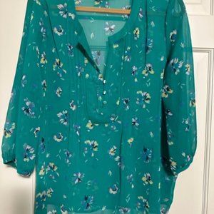 St Johns Bay Sheer Top Size XL Never Worn
